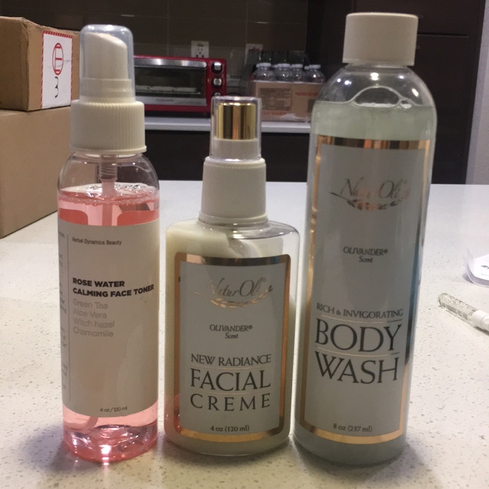 ALL NATURAL INGREDIENTS BEAUTY PRODUCTS 3 for $20!